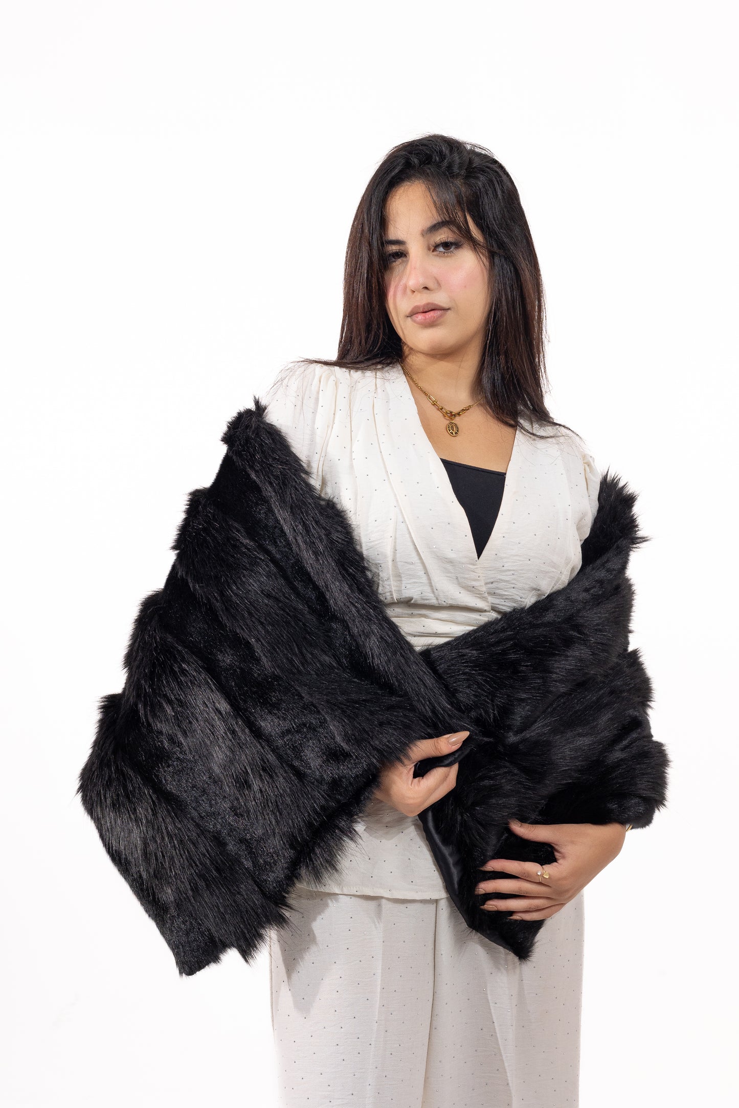 Ribbed Faux Fur Shawl - Black