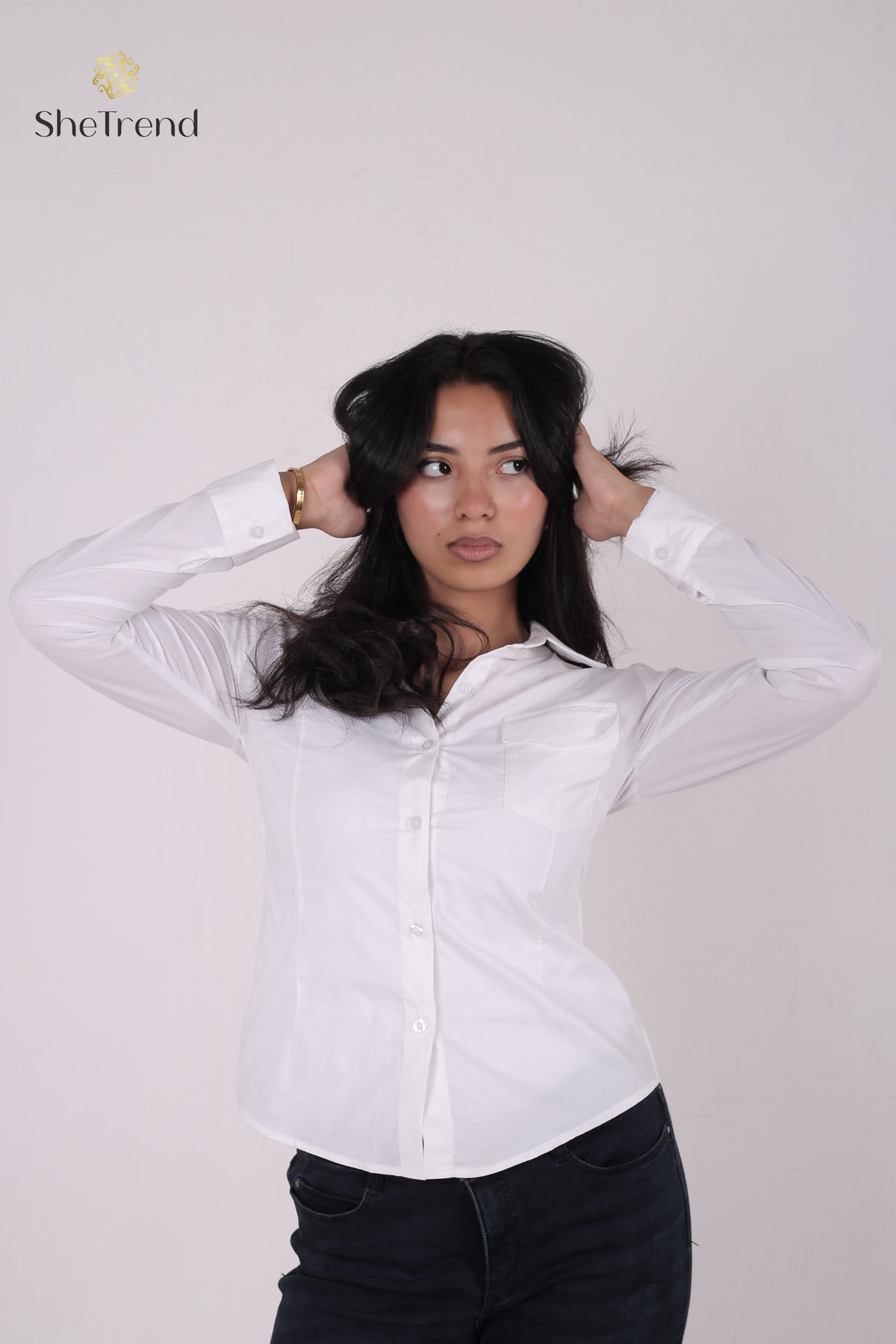 White Cotton Long-Sleeve chemise